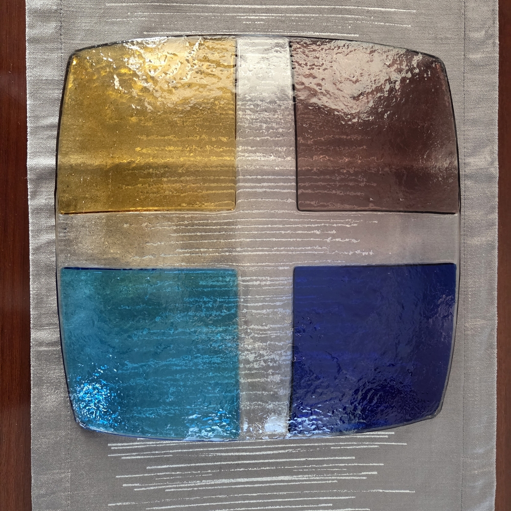 Colorful Glass Plate - Picture 2 of 3